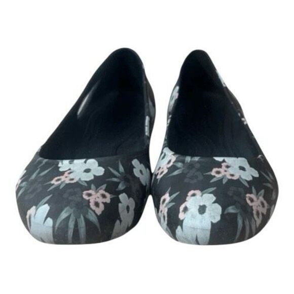 Crocs Womens Flats Size 5 Slip On Black Floral Ballet Shoes Comfort Water Shoes - Picture 3 of 11